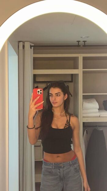 Full leaked Toni breidinger private onlyfans photo