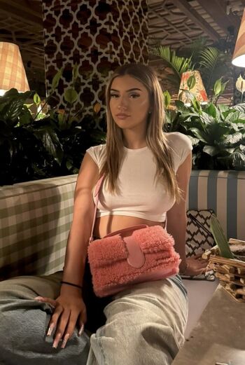 Full leaked Toomuchlucile private onlyfans photo