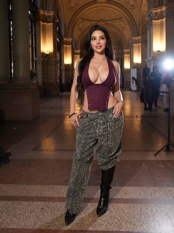 Full leaked Vaimonroe private onlyfans photo