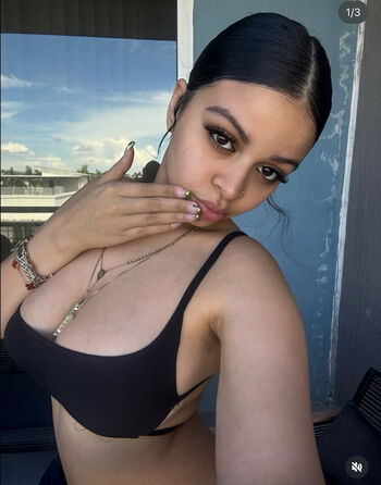 Full leaked Valerieeex private onlyfans photo