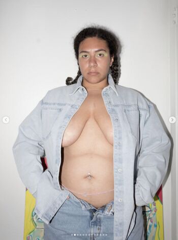 Full leaked Valeriezun private onlyfans photo