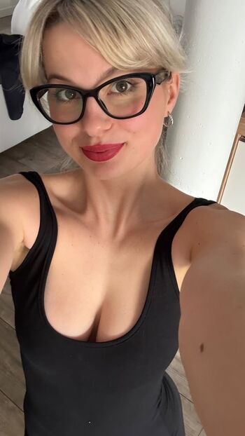 Full leaked Varvara in paris private onlyfans photo