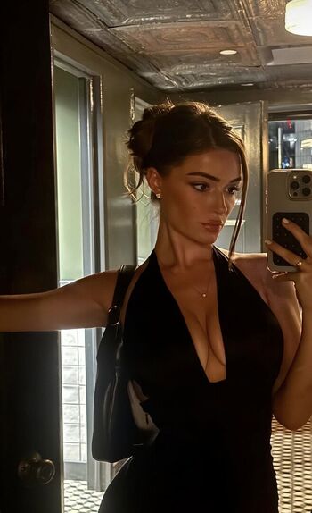 Full leaked Veronica kelegian private onlyfans photo
