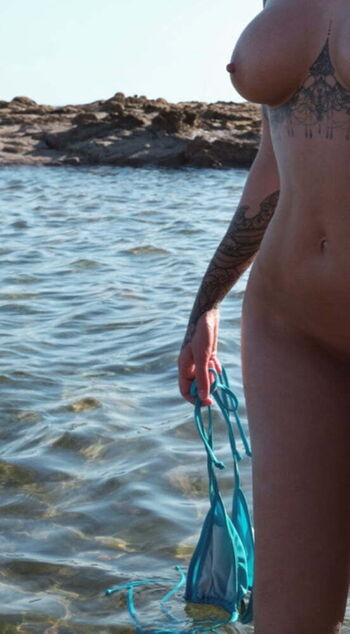 Full leaked Vicky aisha private onlyfans photo