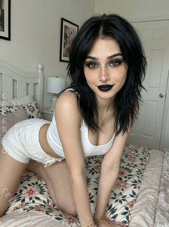 Full leaked Vicky reeds private onlyfans photo