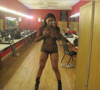 Full leaked Visual vixen page private onlyfans photo