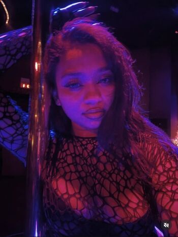 Full leaked Visual vixen page private onlyfans photo