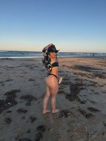 Full leaked Vivian saldana private onlyfans photo
