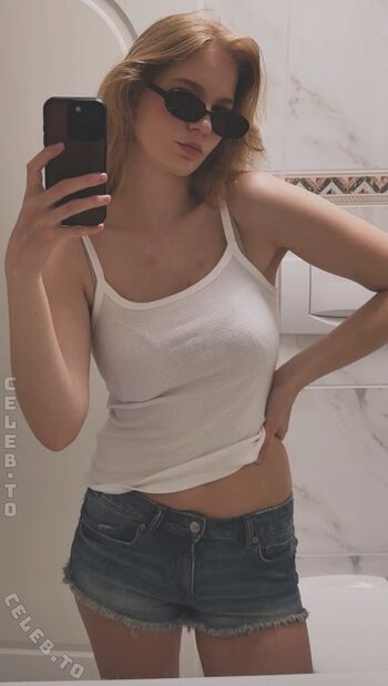 Full leaked Vivien michelle private onlyfans photo