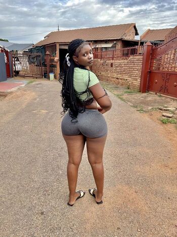 Full leaked Vunene taiwo mabunda private onlyfans photo