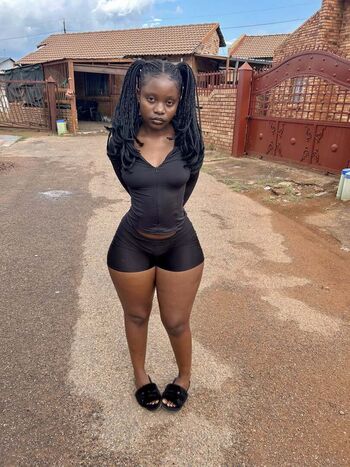 Full leaked Vunene taiwo mabunda private onlyfans photo