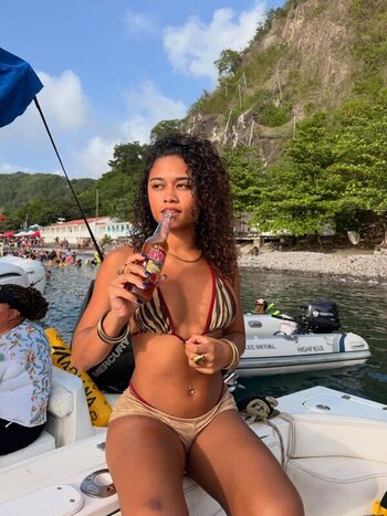 Full leaked Wahyne private onlyfans photo
