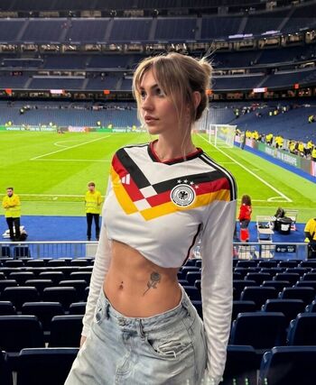Full leaked Chloe blakeey/ private onlyfans photo
