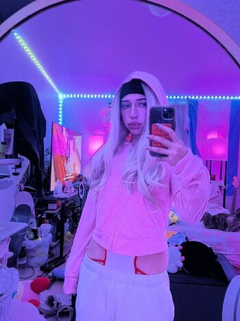 Full leaked Whosluxxx private onlyfans photo