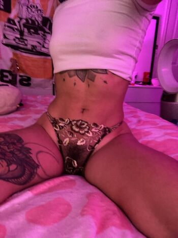 Full leaked Whosluxxx private onlyfans photo
