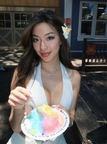 Winnie Chang