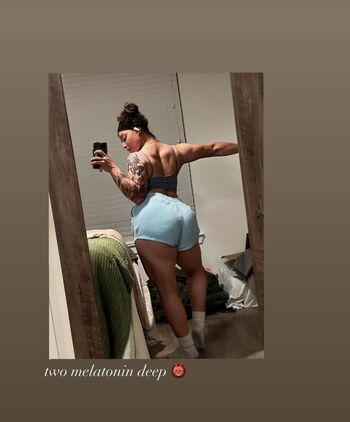 Full leaked Woahh emily private onlyfans photo