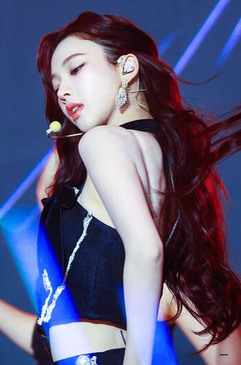 WomenK-pop
