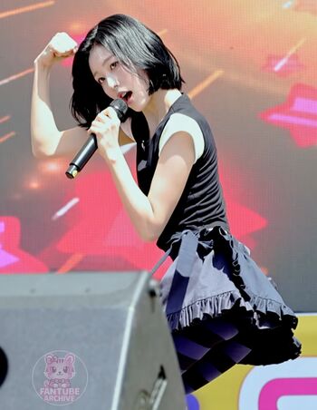WomenK-pop