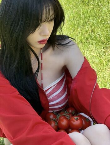 WomenK-pop