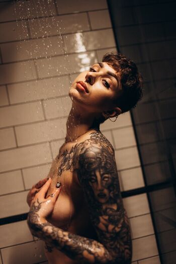 Full leaked Wrobelek private onlyfans photo
