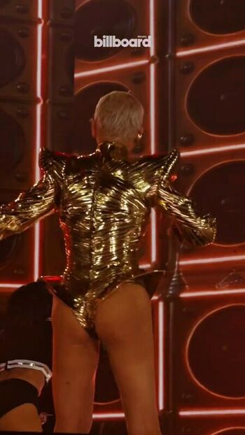 Xuxa Meneghel