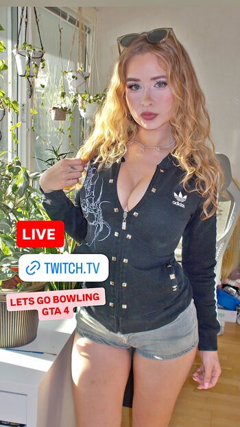 Full leaked Yaboielina page private onlyfans photo