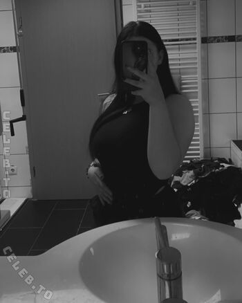 Full leaked Yasminx private onlyfans photo