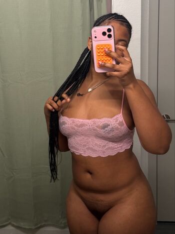 Full leaked Yazmynswrld private onlyfans photo