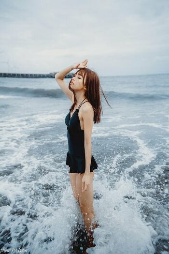 Full leaked Yiyi private onlyfans photo
