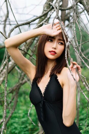 Full leaked Yiyi private onlyfans photo