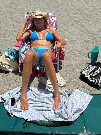 Full leaked Your mommy lu private onlyfans photo