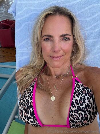 Full leaked Your mommy lu private onlyfans photo