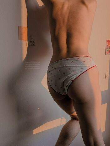 Full leaked Youramoureux private onlyfans photo