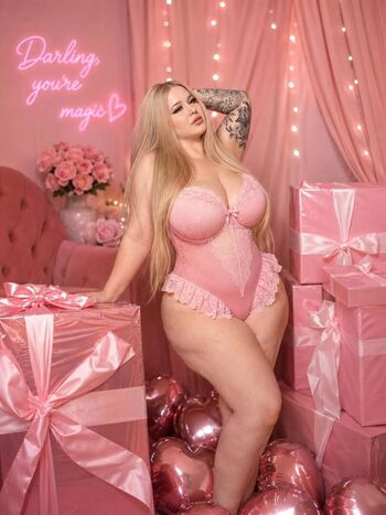 Full leaked Yourcurvystacy page private onlyfans photo