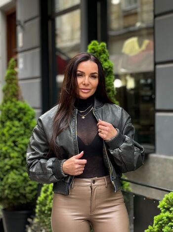 Full leaked Yourlesbianx private onlyfans photo