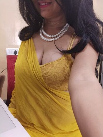 Yoursradhikacb