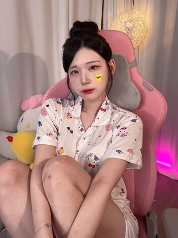 Full leaked Yule private onlyfans photo