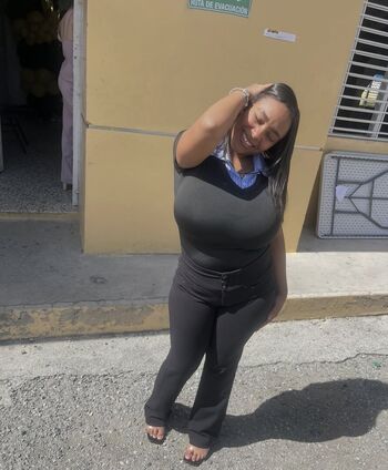 Full leaked Yuleisi private onlyfans photo