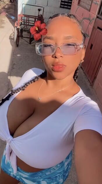Full leaked Yuleisi private onlyfans photo