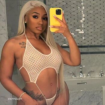 Full leaked Yung miami private onlyfans photo