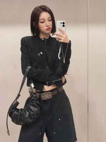 Full leaked Yuqi page private onlyfans photo