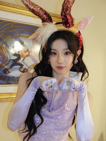 Full leaked Yuqi page private onlyfans photo