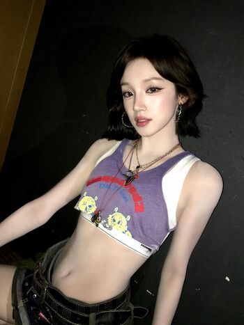 Full leaked Yuqi page private onlyfans photo