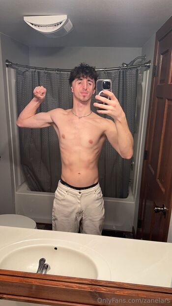 Full leaked Zanelars private onlyfans photo