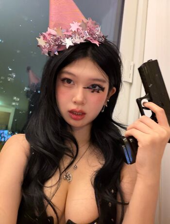 Full leaked Zhang xinmu private onlyfans photo