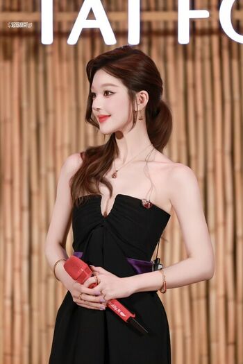 Full leaked Zhao lusi private onlyfans photo