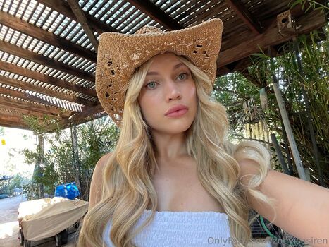 Full leaked Zoeysasiren private onlyfans photo