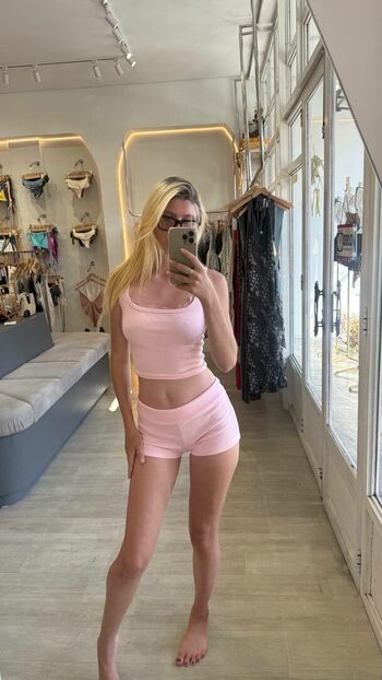 Full leaked Zvezdokina private onlyfans photo